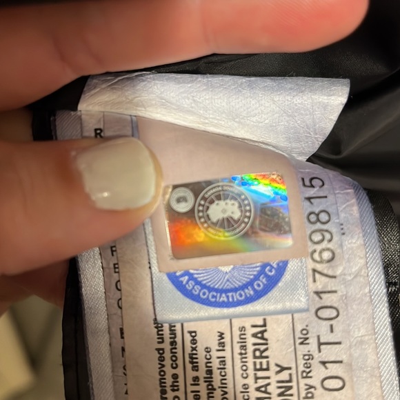 Canada goose shelburne parka - Picture 9 of 9